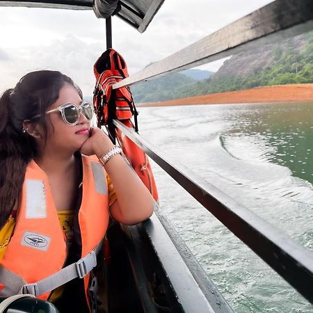 Thenmala Ecoresort Punalur エクステリア 写真